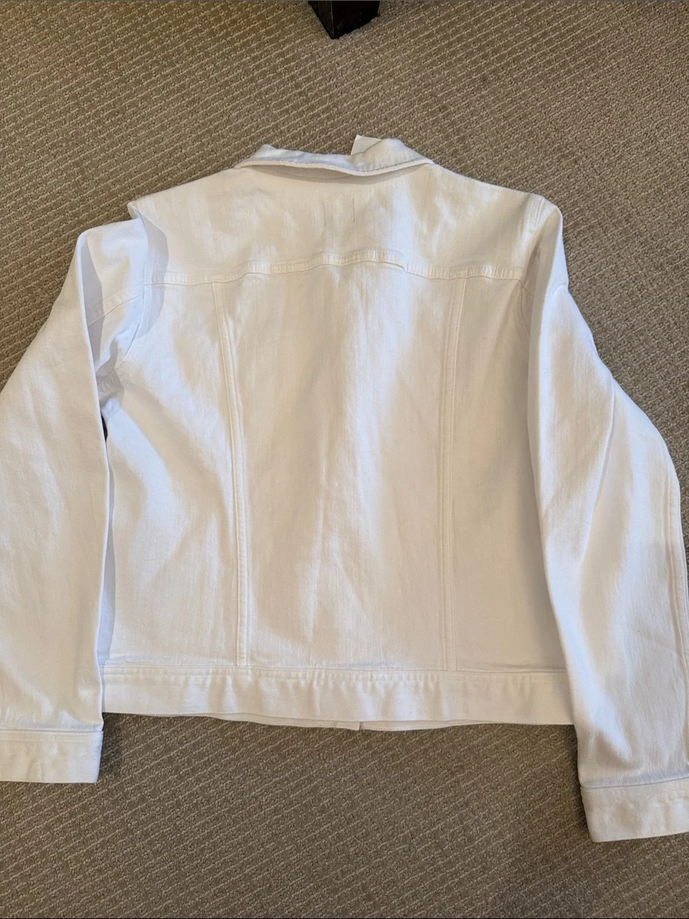 NWT J.Crew White Denim Jacket Women’s Medium Classic Button Front Trucker